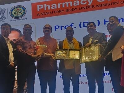 Assam University Professor Dr Sanjib Das Receives ‘Pharmacy Sikhsha Ratna’ Award